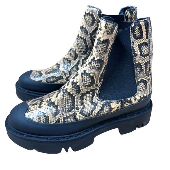 Aquatalia Chelsea NWOB Ankle Boot Holly Snake Embossed Waterproof Bootie Size 6 - Picture 4 of 8